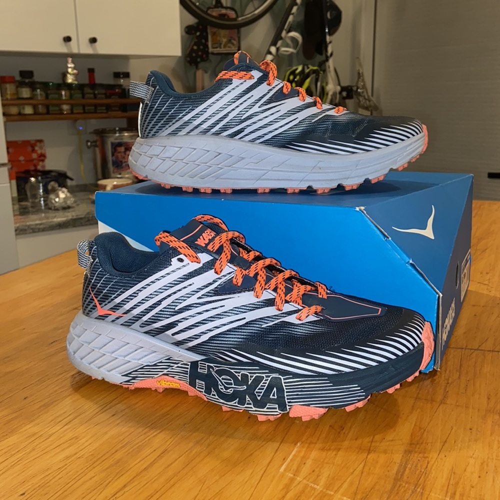 HOKA One One Speedgoat 4